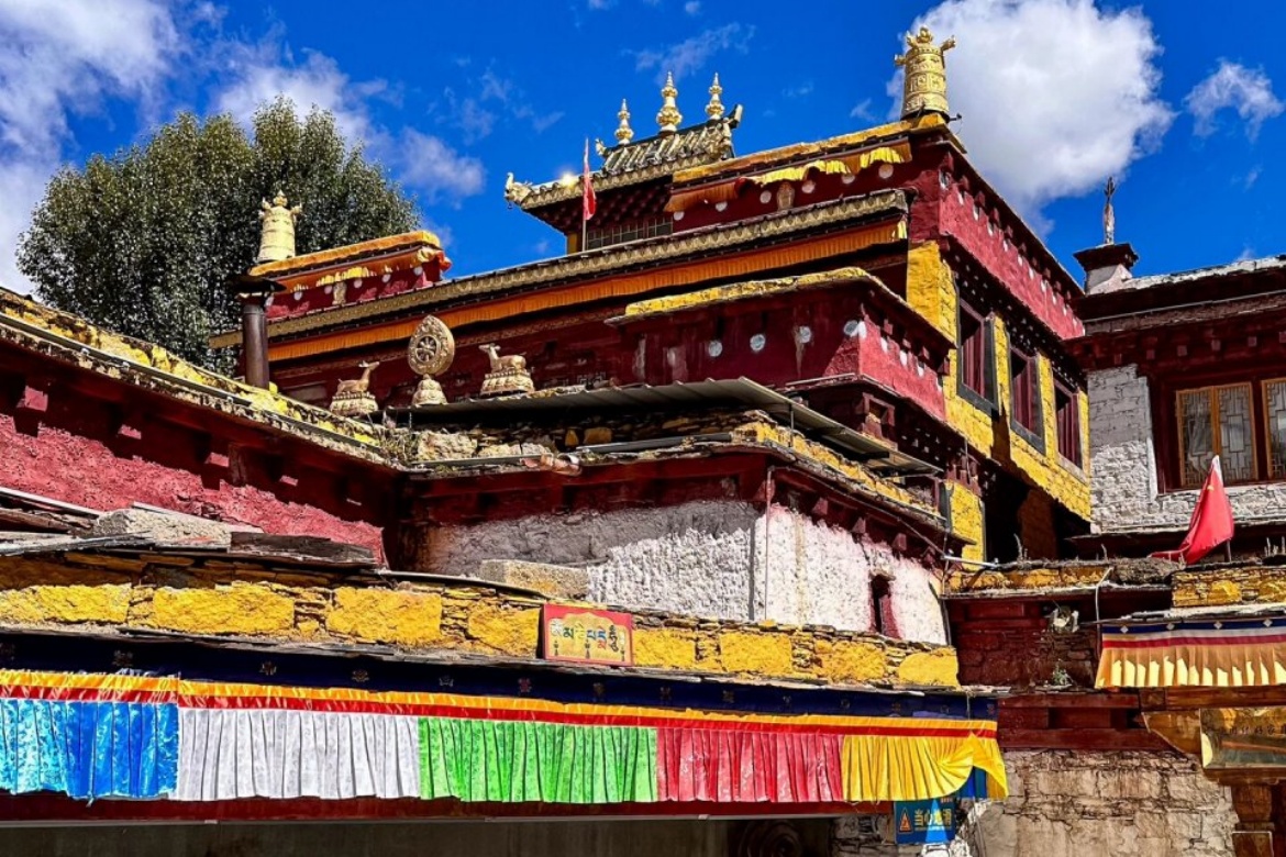 Thousand-House Tibetan Village